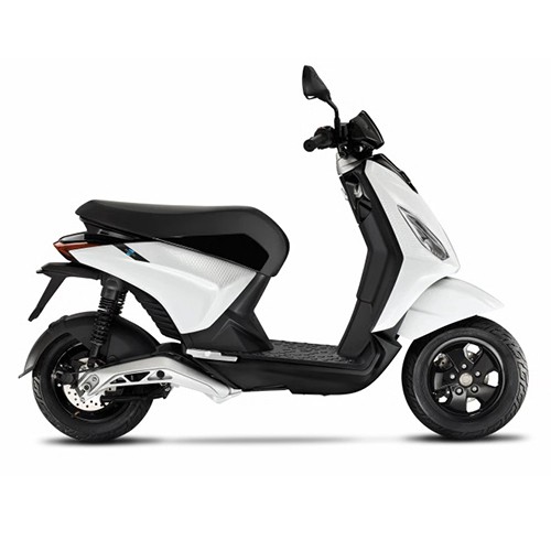 SCUTERE Piaggio 1 '22