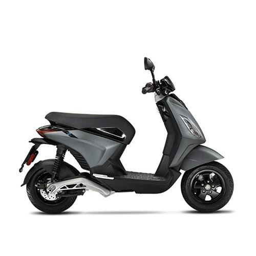 Scutere Piaggio 1 '22 SH