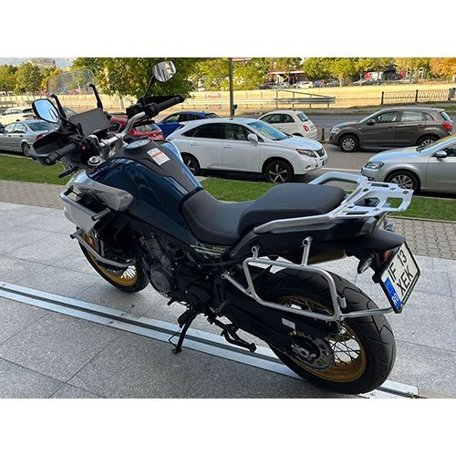 CFMOTO 800MT Touring '22 SH