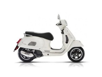 Vespa GTS Super 300 HPE '23