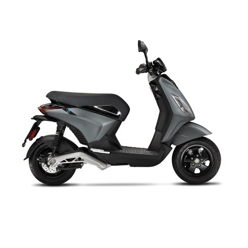 SCUTERE Piaggio 1 '23