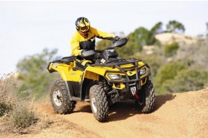 2009 Can-Am Outlander 800R. 4x4