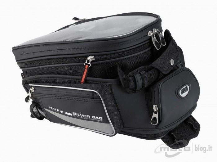 Givi se asorteaza cu modelele maxi-enduro