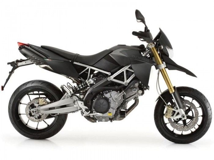 Alb, negru si verde pentru 2011 Aprilia Dorsoduro 750