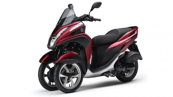 2015 Yamaha Tricity scuterul pe trei roti