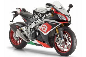 2015 Aprilia RSV4 RR si editia limitata RF