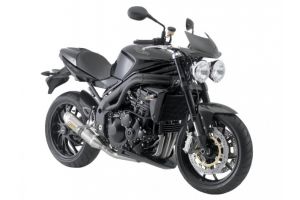 Triumph Speed Triple apare in fotografii-spion din timpul unei testari