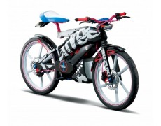 Tokyo Motor Show: Suzuki prezinta Feel Free Go! un concept hibrid moto-bicicleta