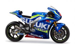 Primele imagini oficiale ale noului model de curse 2016 Suzuki GSX-RR