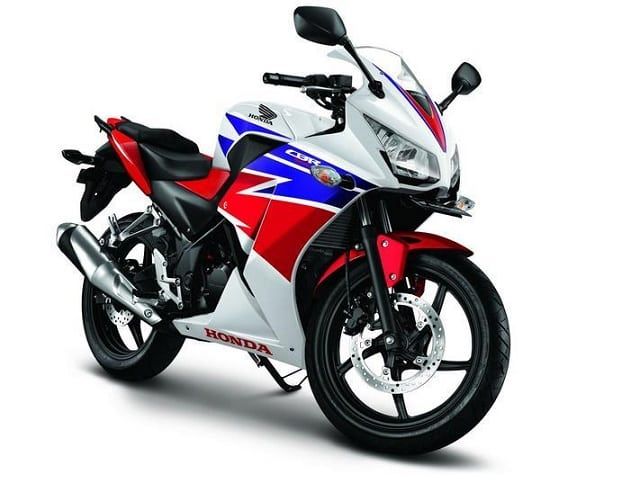 A fost lansat modelul nou 2016 Honda CBR150R