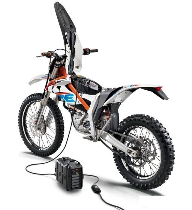 Record mondial de altitudine pe o motocicleta KTM electrica, Freeride E-XC