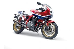 Honda si-a pregatit modelele pentru saloanele de la sfarsitul lunii, noutatea: CB Concept Type II