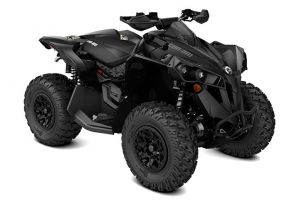 Noile ATV-uri si UTV-uri Can-Am in schema de culoare Triple Black