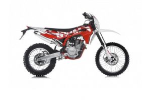 SWM Motorcycles, un urmas Husqvarna, intentioneaza vanzarea a 6.000 de unitati in acest an