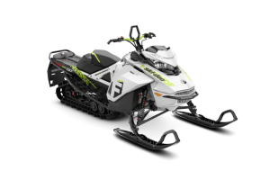 Comparatie: Ski-Doo Freeride 137 vs. Renegade Gen4 137 