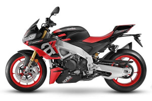 Aprilia stabileste standardele in categoria Hypernaked 