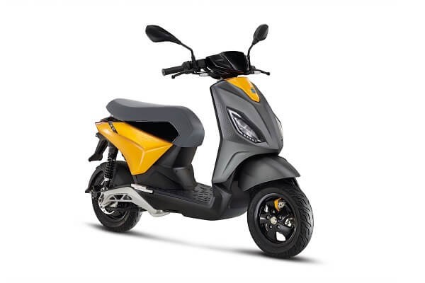 Piaggio dezvaluie scuterul electric Piaggio ONE